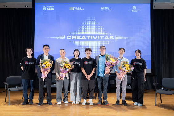 活動上半場為座談會及專題討論，由一眾專家分享他們對AI行業潮流的不同觀點。